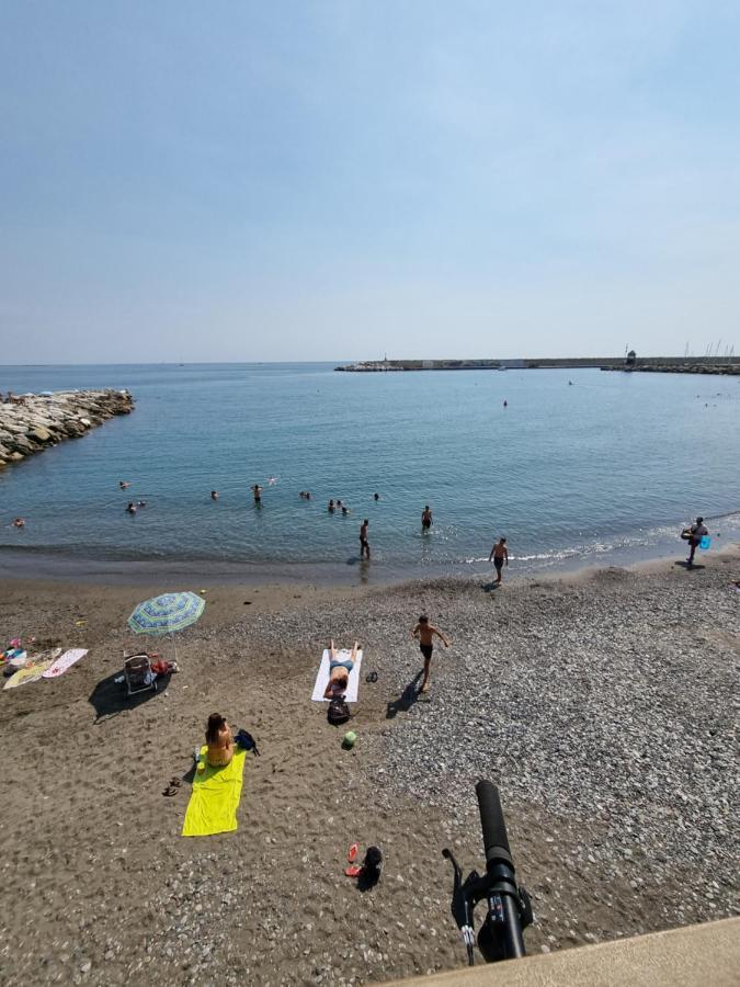 Albergo Stella Di Mare ラヴァーニャ エクステリア 写真